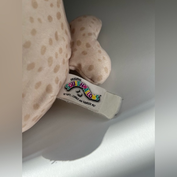 Lilou the Seal 8” Squishmallow - Picture 5 of 5